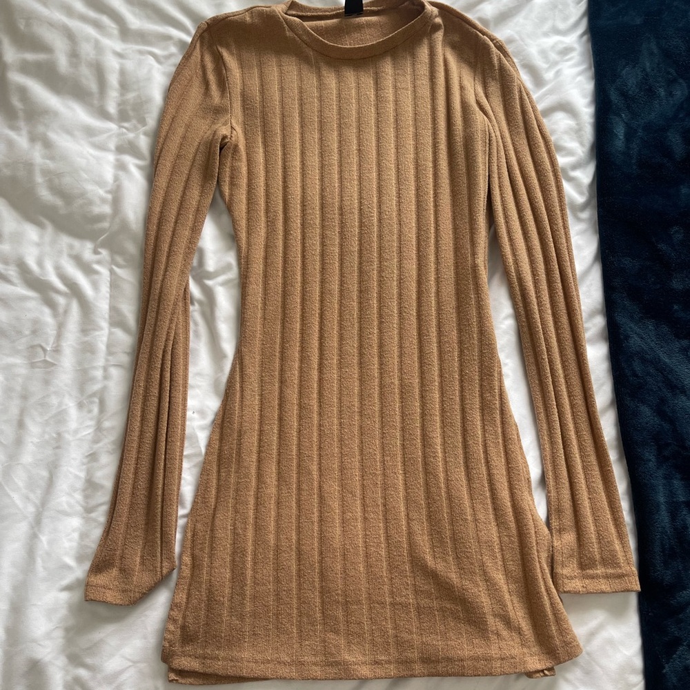 LIKE NEW size XS womens Top.